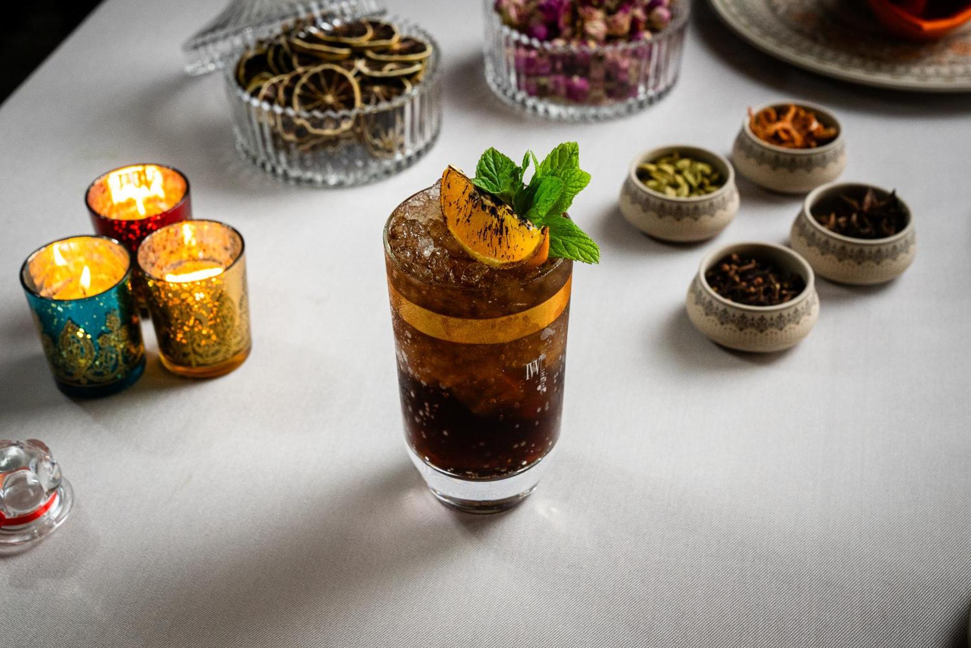 Al Messila, A Luxury Collection Resort & Spa, Dauhá Exteriér fotografie A masala chai cocktail